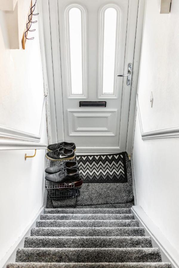 Heathrow 2-Bedroom Maisonette With Parking West Drayton  Exteriér fotografie